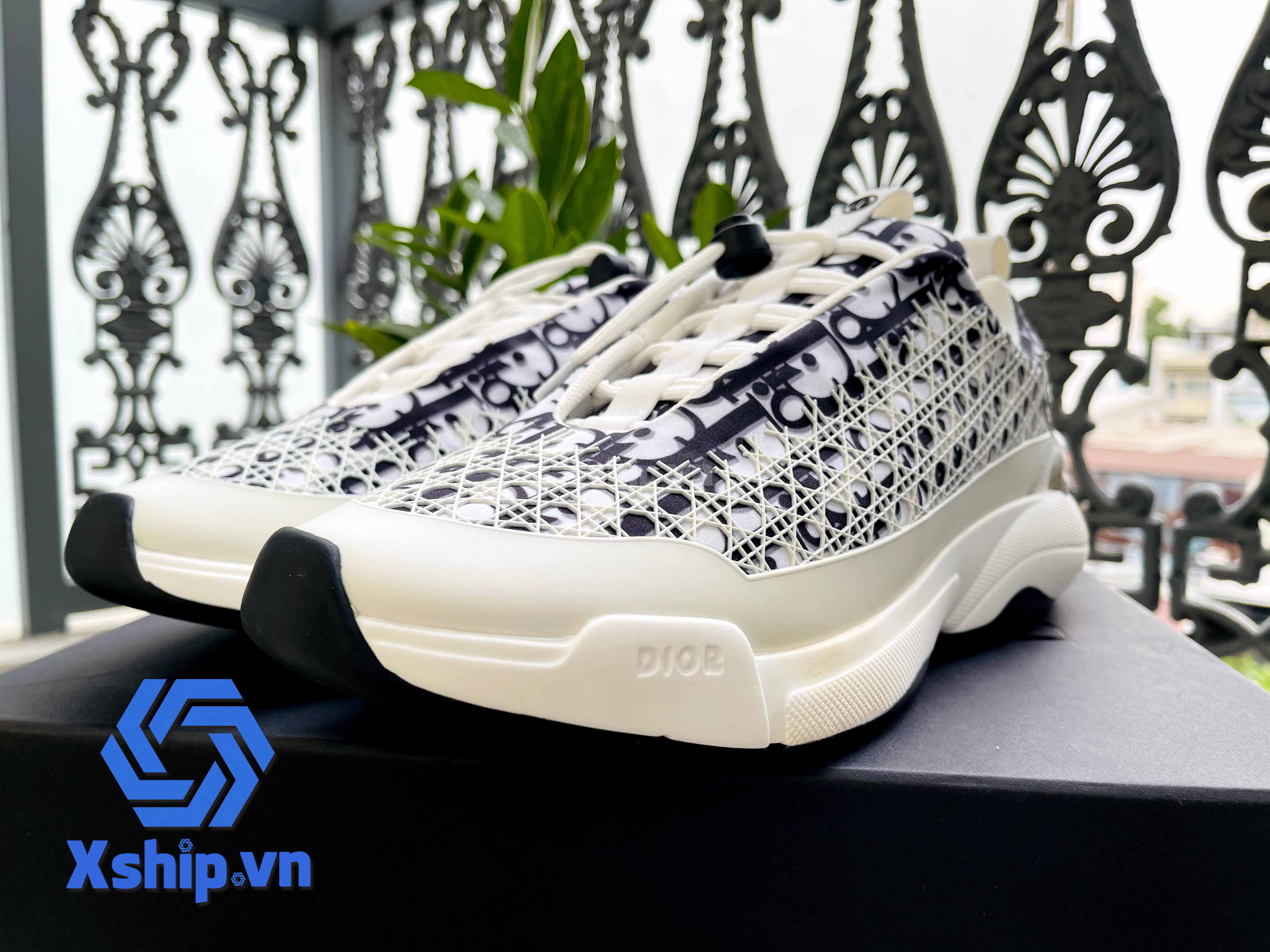 b24 sneaker white dior oblique canvas